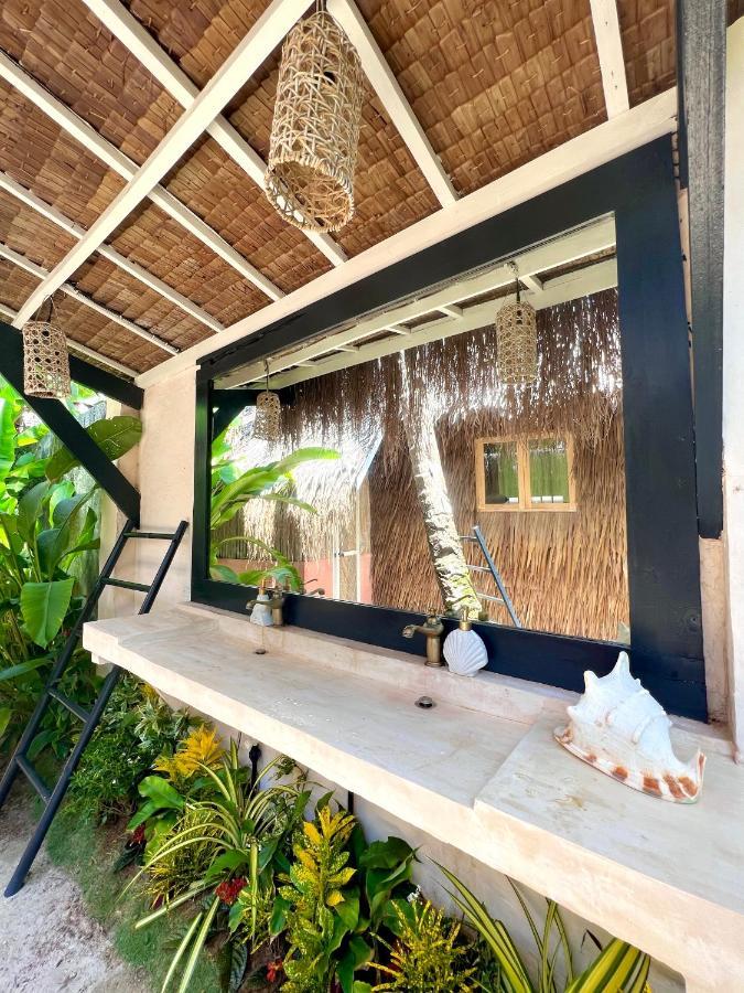 Secret Pool Villa Tuason Beach Хенераль-Луна Екстер'єр фото